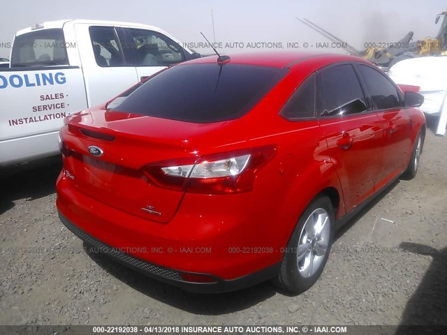 1FADP3F21EL208889 - 2014 FORD FOCUS SE RED photo 4