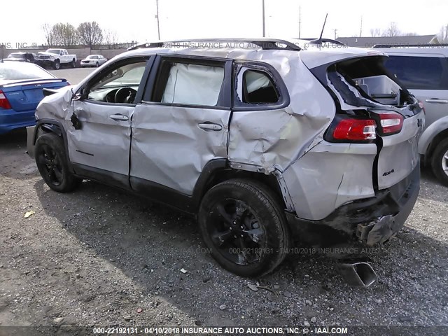 1C4PJMCX7JD526115 - 2018 JEEP CHEROKEE LATITUDE GRAY photo 3