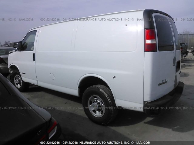 1GCGG25U961147406 - 2006 CHEVROLET EXPRESS G2500  WHITE photo 3