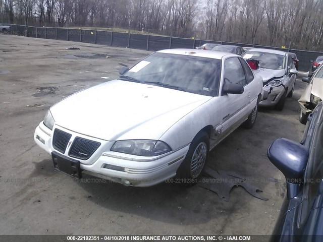 1G2NE1438NM029719 - 1992 PONTIAC GRAND AM SE WHITE photo 2