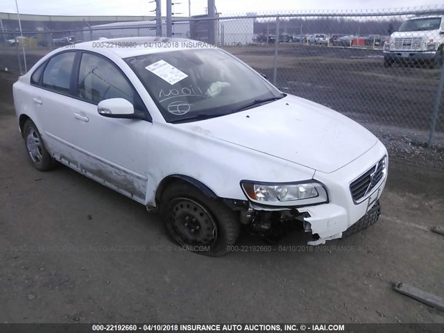 YV1MS390592446205 - 2009 VOLVO S40 2.4I WHITE photo 1