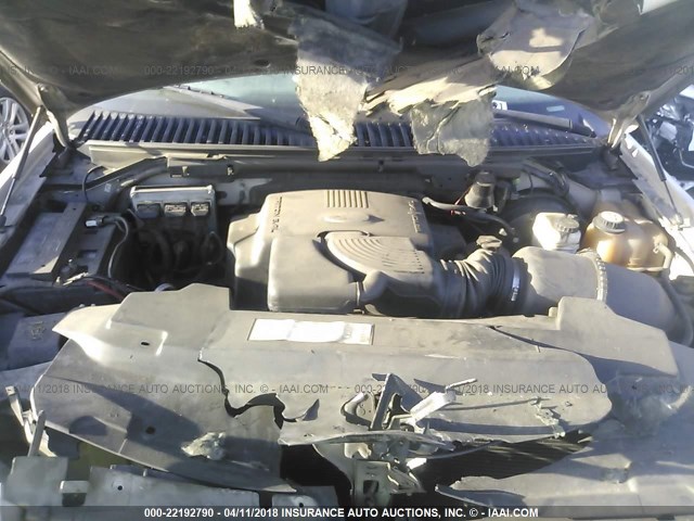 1FMPU15L23LC43769 - 2003 FORD EXPEDITION XLT SILVER photo 10