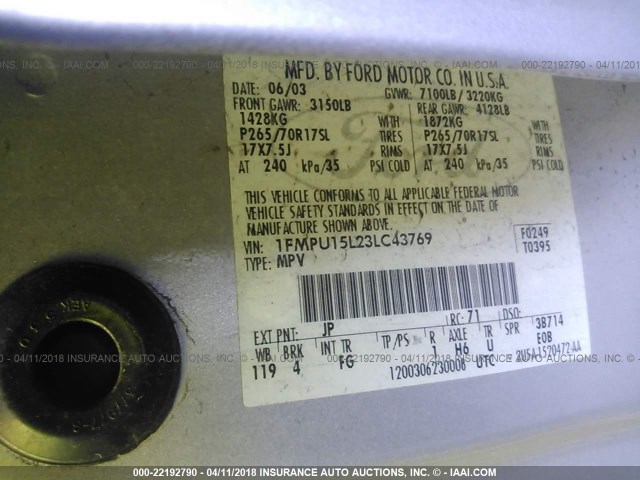 1FMPU15L23LC43769 - 2003 FORD EXPEDITION XLT SILVER photo 9