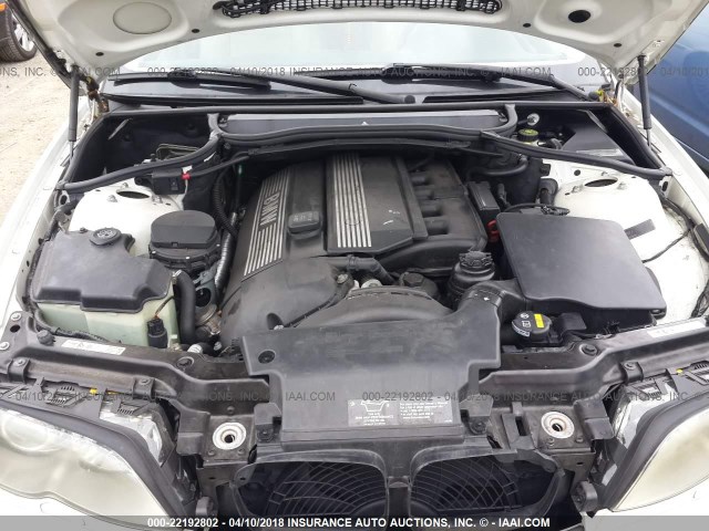 WBAEW53493PG21197 - 2003 BMW 330 XI WHITE photo 10