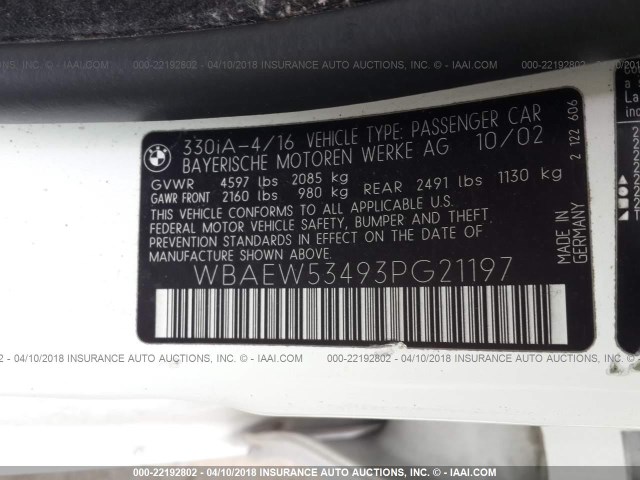 WBAEW53493PG21197 - 2003 BMW 330 XI WHITE photo 9