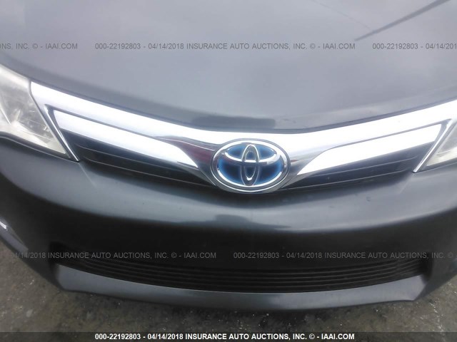 4T1BD1FK8CU035048 - 2012 TOYOTA CAMRY HYBRID/LE/XLE GRAY photo 10