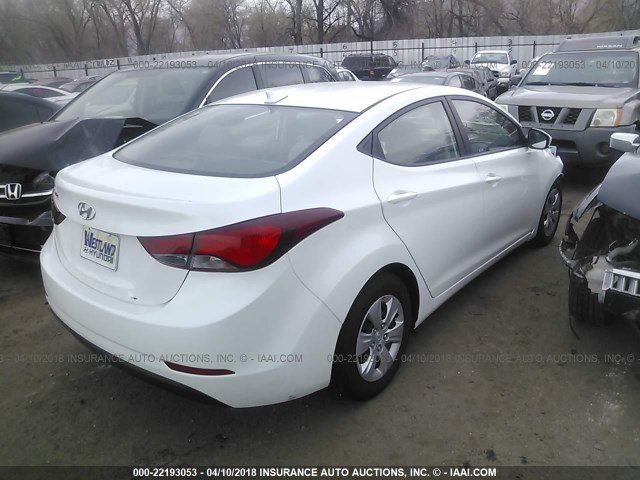 5NPDH4AE6GH763469 - 2016 HYUNDAI ELANTRA SE/SPORT/LIMITED WHITE photo 4