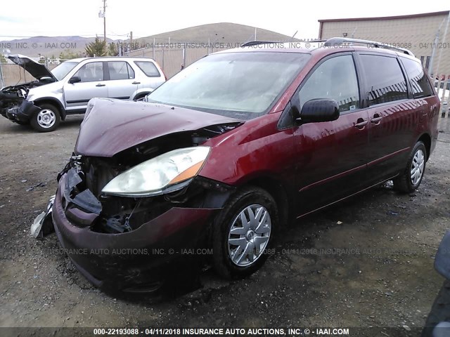 5TDZA23C66S559967 - 2006 TOYOTA SIENNA CE/LE RED photo 2