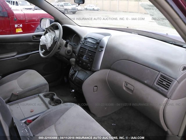 5TDZA23C66S559967 - 2006 TOYOTA SIENNA CE/LE RED photo 5