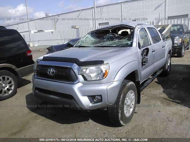 5TFJU4GN2CX022014 - 2012 TOYOTA TACOMA DOUBLE CAB PRERUNNER SILVER photo 2