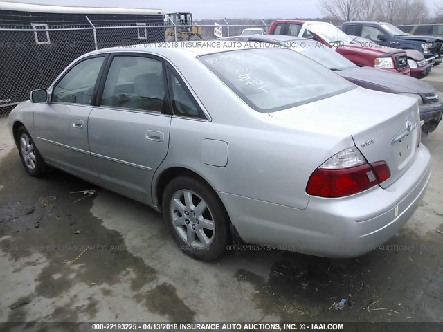 4T1BF28B83U294281 - 2003 TOYOTA AVALON XL/XLS SILVER photo 3