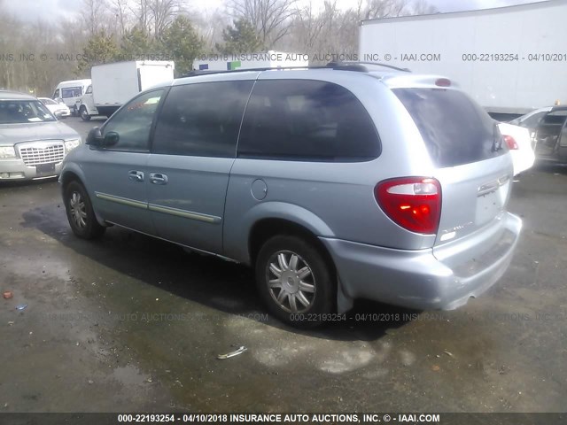 2C4GP54L15R313955 - 2005 CHRYSLER TOWN & COUNTRY TOURING BLUE photo 3