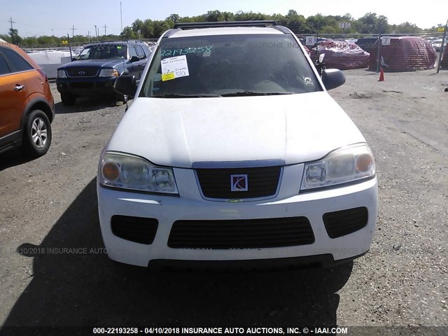 5GZCZ33D36S893991 - 2006 SATURN VUE WHITE photo 6