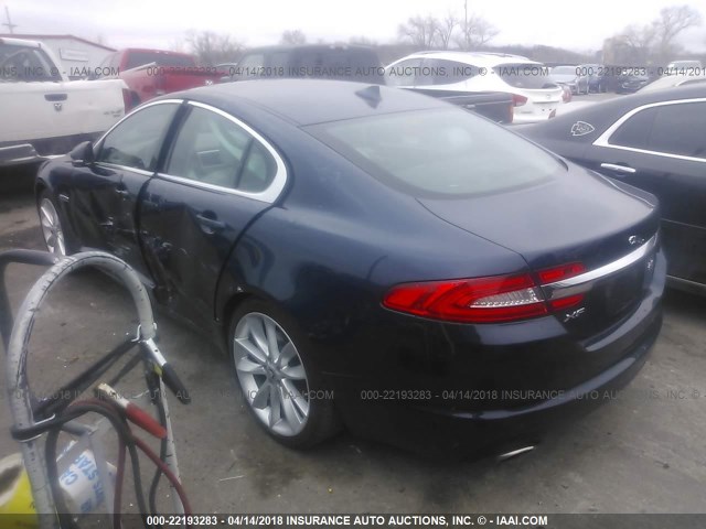 SAJWJ0EF4D8S87355 - 2013 JAGUAR XF Dark Blue photo 3