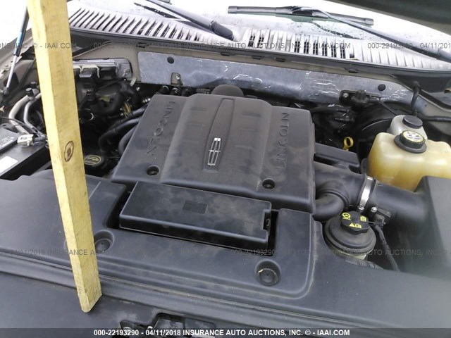 5LMFU28557LJ09534 - 2007 LINCOLN NAVIGATOR GOLD photo 10