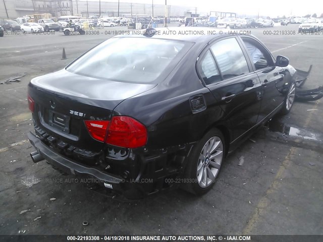WBAPH5G51BNM80722 - 2011 BMW 328 I SULEV BLACK photo 4