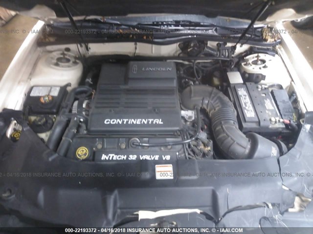 1LNLM97V7VY663898 - 1997 LINCOLN CONTINENTAL  奶油色 照片 10