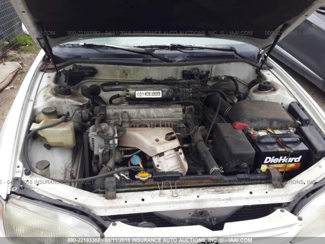 4T1BG12K7TU912593 - 1996 TOYOTA CAMRY DX/LE/XLE თეთრი ფოტო 10