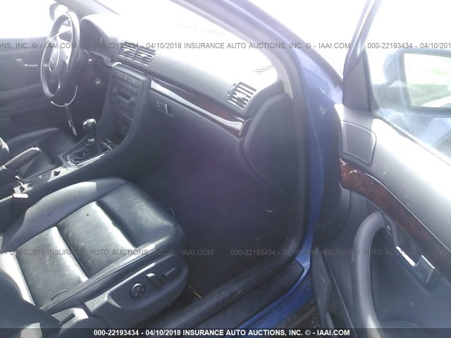 WAUVT68E83A254079 - 2003 AUDI A4 3.0 AVANT QUATTRO BLUE photo 5