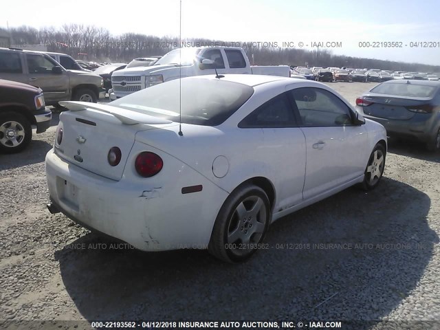 1G1AM18B887223774 - 2008 CHEVROLET COBALT SPORT WHITE photo 4