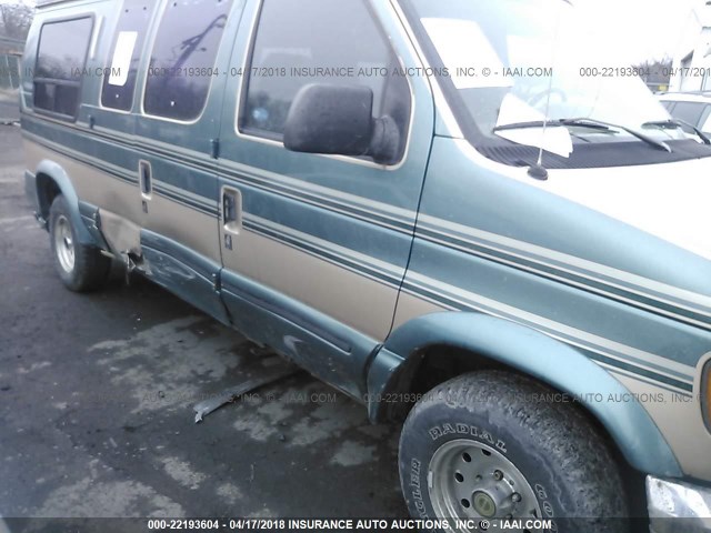 1FDEE14HXTHA70846 - 1996 FORD ECONOLINE E150 VAN GREEN photo 6