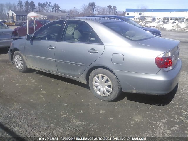 4T1BE30K85U535585 - 2005 TOYOTA CAMRY LE/XLE/SE 灰色 照片 3