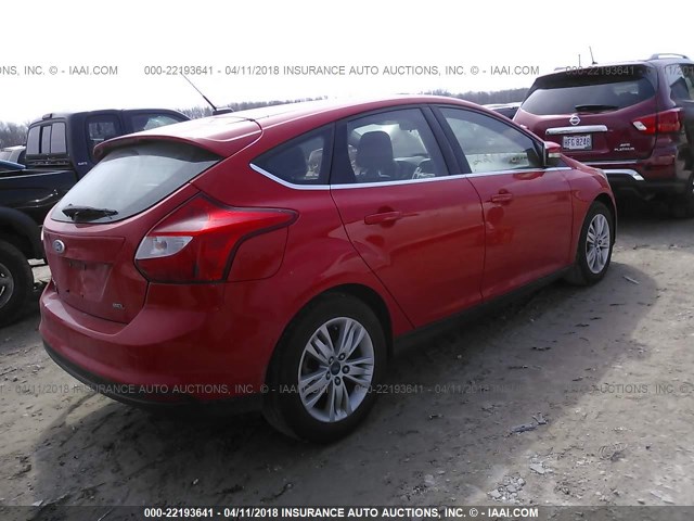 1FAHP3M24CL261992 - 2012 FORD FOCUS SEL RED photo 4