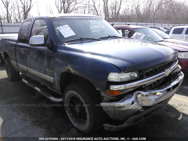 1GCEK19T62E164572 - 2002 CHEVROLET SILVERADO K1500 BLUE photo 1