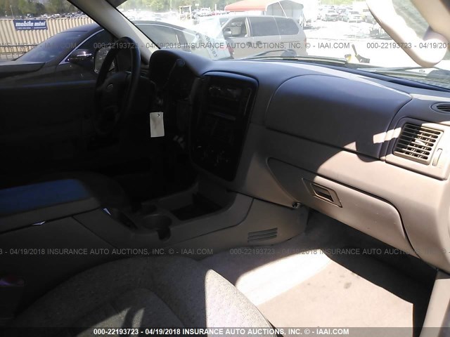 1FMZU62K24UC40531 - 2004 FORD EXPLORER XLS/XLS SPORT GRAY photo 5