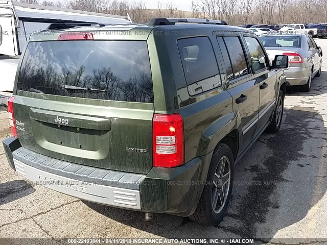 1J8FF48W98D796267 - 2008 JEEP PATRIOT LIMITED GREEN photo 4