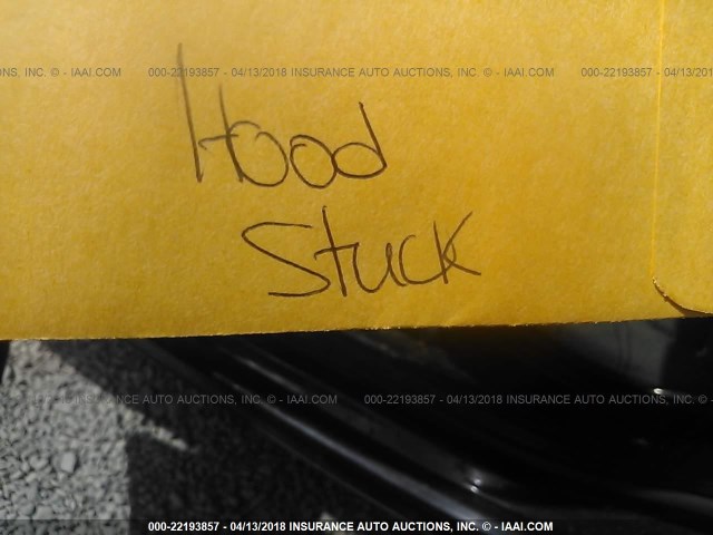 WMEEJ3BA9BK423257 - 2011 SMART FORTWO PURE/PASSION SILVER photo 10