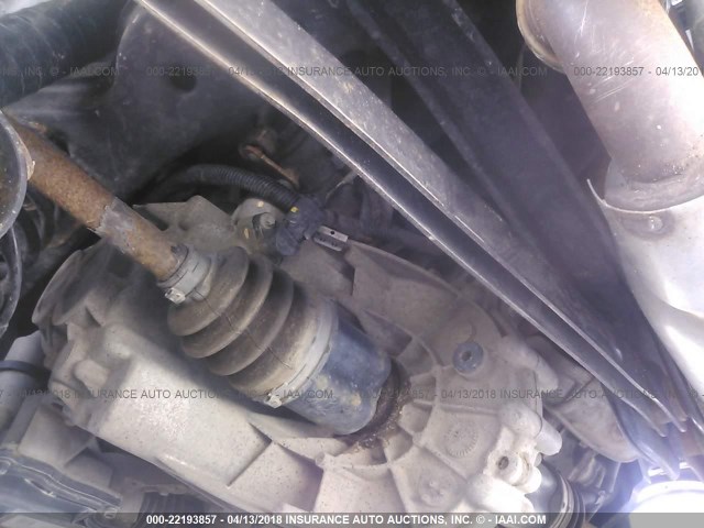 WMEEJ3BA9BK423257 - 2011 SMART FORTWO PURE/PASSION SILVER photo 6