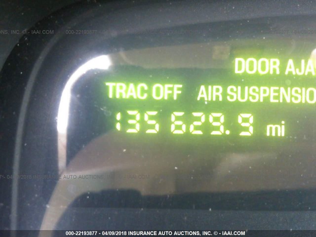 1LNHM81W0YY810004 - 2000 LINCOLN TOWN CAR EXECUTIVE Зеленый фото 7