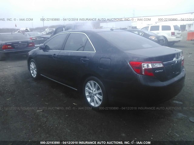 4T4BF1FK6DR296745 - 2013 TOYOTA CAMRY L/SE/LE/XLE BLACK photo 3