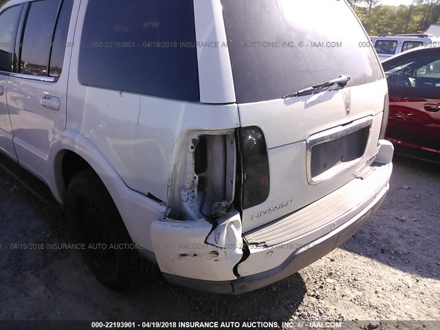 5LMEU68H64ZJ15882 - 2004 LINCOLN AVIATOR 白色 照片 6