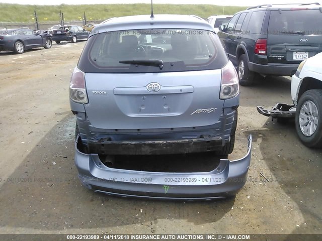 2T1KR32E66C621119 - 2006 TOYOTA COROLLA MATRIX XR Light Blue photo 6