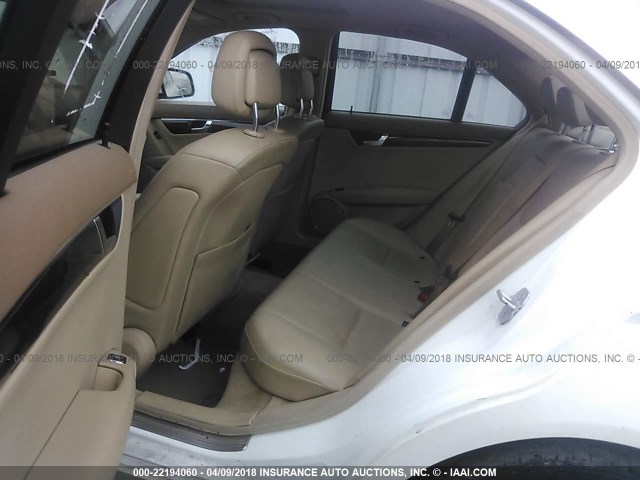 WDDGF54X98F143562 - 2008 MERCEDES-BENZ C 300 WHITE photo 8