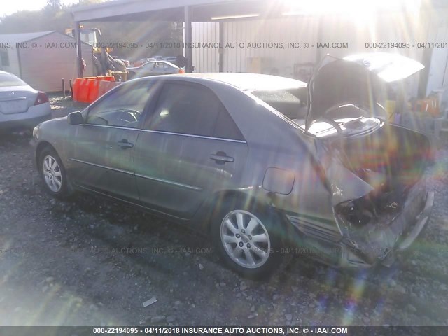 4T1BF32K74U587136 - 2004 TOYOTA CAMRY LE/XLE/SE GRAY photo 3