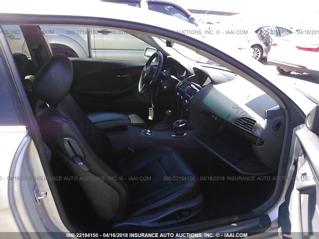 WBAEH73485B192623 - 2005 BMW 645 CI AUTOMATIC Gümüş foto 5