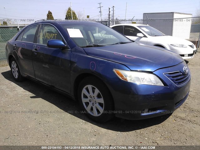 4T1BK46K08U070228 - 2008 TOYOTA CAMRY LE/XLE/SE ლურჯი ფოტო 1