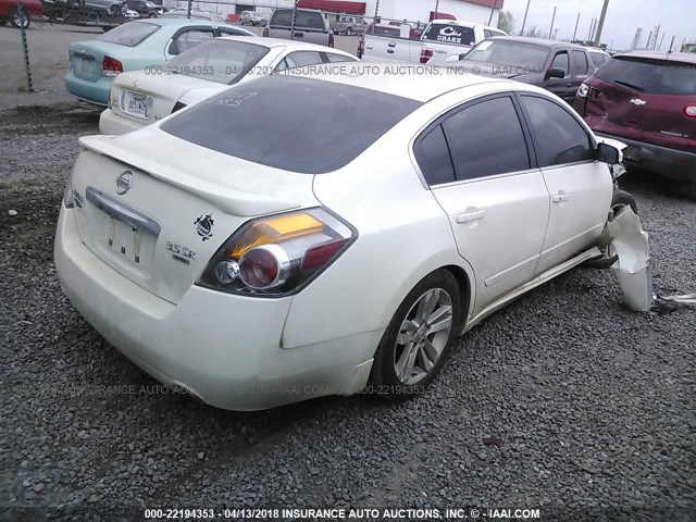 1N4BL2AP8BN403551 - 2011 NISSAN ALTIMA SR WHITE photo 4