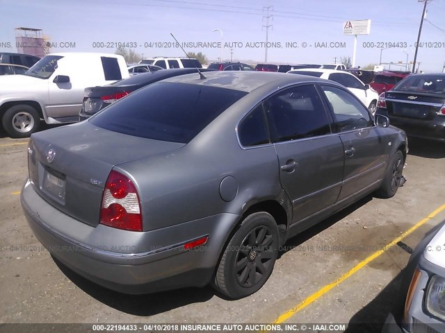 WVWPD63B03P117835 - 2003 VOLKSWAGEN PASSAT GLS GRAY photo 4