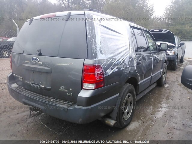 1FMFU16L04LB35095 - 2004 FORD EXPEDITION XLT GRAY photo 4