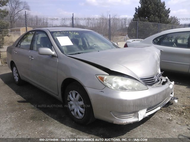 JTDBE30K663061230 - 2006 TOYOTA CAMRY LE/XLE ذهبي صورة 1