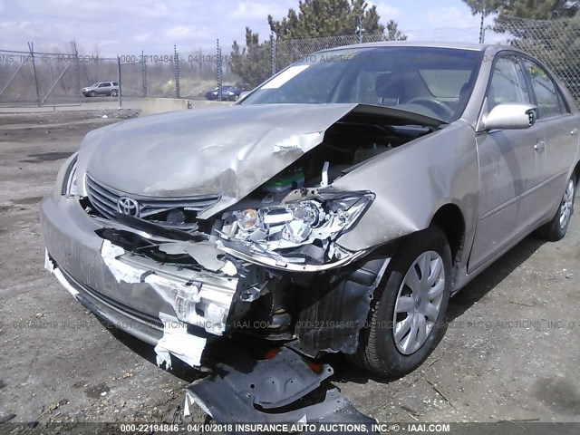 JTDBE30K663061230 - 2006 TOYOTA CAMRY LE/XLE GOLD photo 6