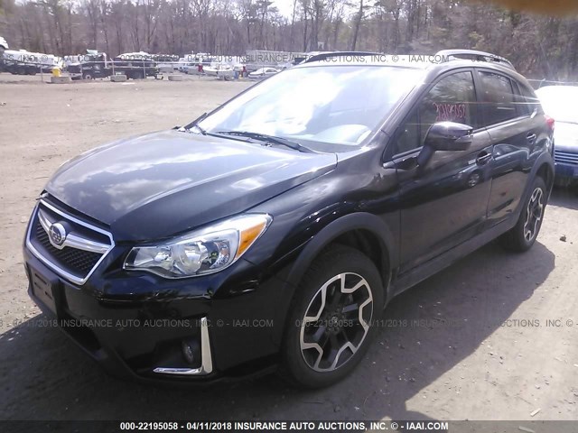 JF2GPANC0GH337526 - 2016 SUBARU CROSSTREK LIMITED BLACK photo 2