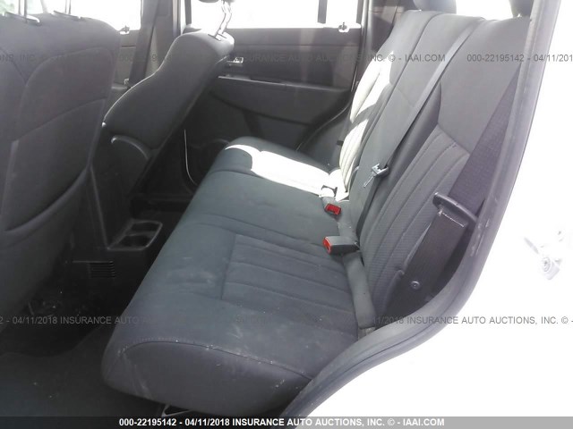 1J4PN2GK2BW591462 - 2011 JEEP LIBERTY SPORT 白色 照片 8