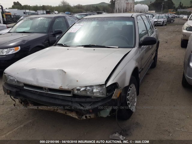 JHMCB7655LC129002 - 1990 HONDA ACCORD LX/EX SILVER photo 2