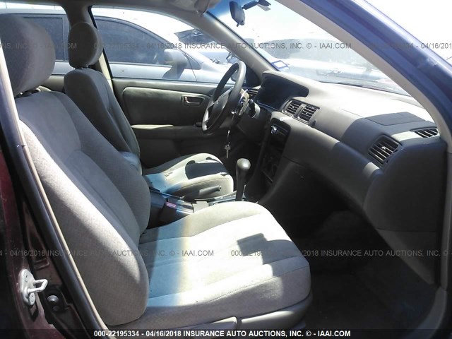 JT2BF22K1Y0251289 - 2000 TOYOTA CAMRY CE/LE/XLE 勃艮第红 照片 5