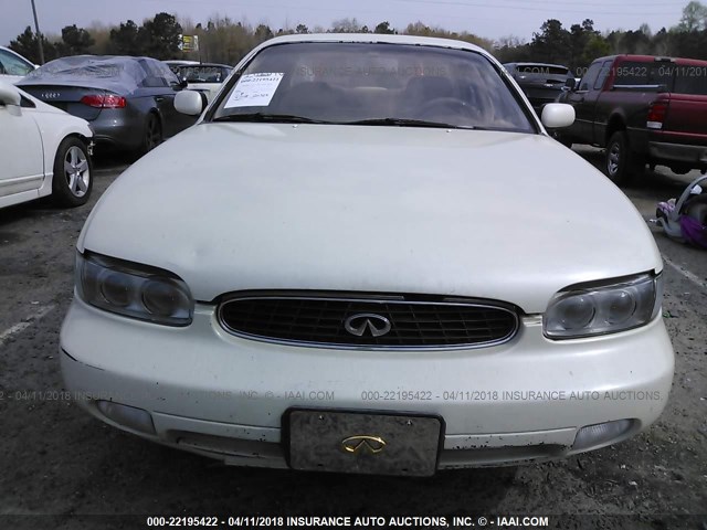 JNKAY21DXTM301073 - 1996 INFINITI J30 WHITE photo 6